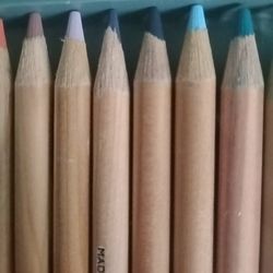 Derwent Lightfast Colored Pencils 