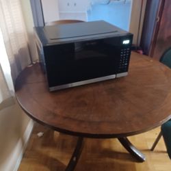 Frigidaire  Microwave 