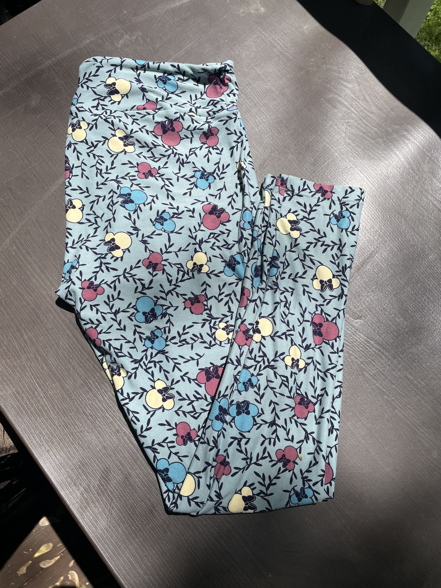 LuLaRoe Women's Floral Black Elastic Waist Leggings Size T/C Tall Curvy