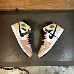 Jordan 1 Mid Flight Club