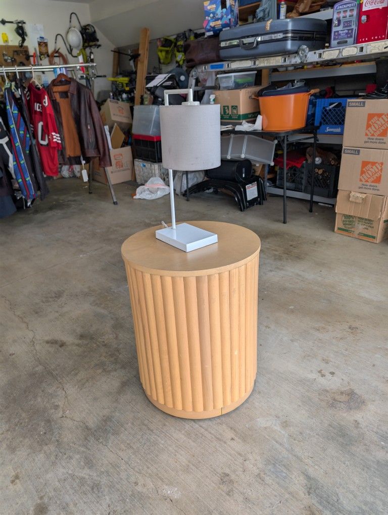 Fluted Wood Side Table & Lamp