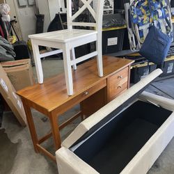 Free Furniture 