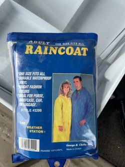Adult One Size Fits All Raincoat