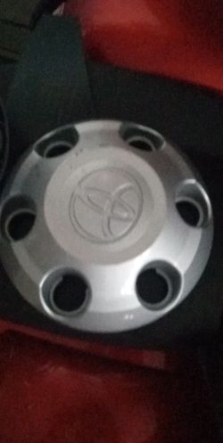 Toyota Center Caps No Need For Them 
