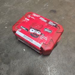 Milwaukee Hole DOZER 11 PC NEW