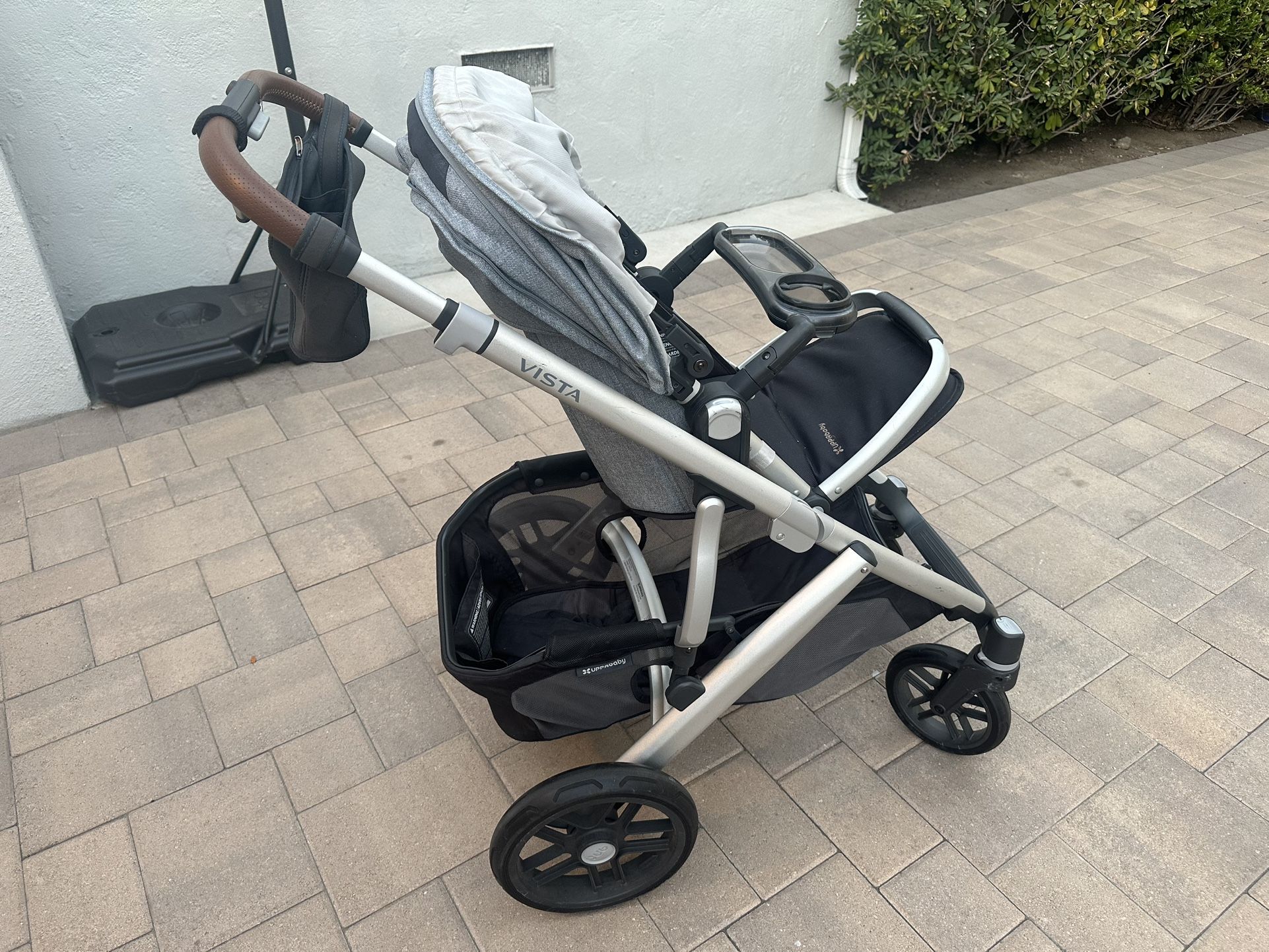 UppaBaby V2 Stroller & Bassinet