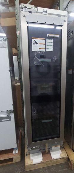 FISHER PAYKEL 24" BUILT IN WINE CHILLER PANEL READY 91 BOTTLE CAPACITY