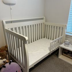 2 Ways Convertible Baby Bed