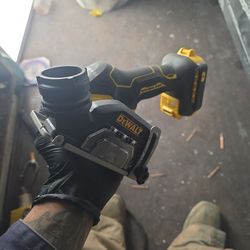 Brand NewDeWalt DCS438B 20V MAX XR Brushless 3 in. Cut-Off Tool (Tool Only