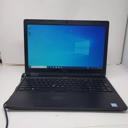8th Gen i5 Dell Latitude 5590 Laptop (8GB/256GB) - Win 10 Pro 