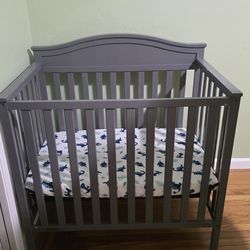 Moving Sale mini crib