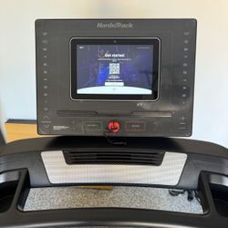 Nordic Track EXP 10i Treadmill