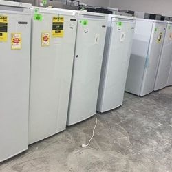 Thomson 6.5 UpRight DeepFreezers (Each 200) MHH0