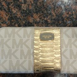 Michael Kors Wallet/Wristlet