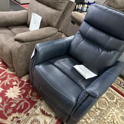 Power Reclining Lift Chair ( Heat & Massage ) On Sale