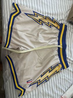 COLLECT AND SELECT SWINGMAN SHORTS