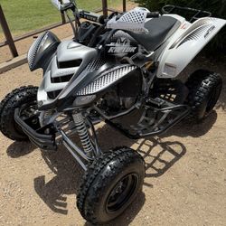 Yamaha Raptor 660 R