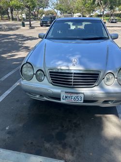 2000 Mercedes Benz E320