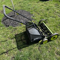 Sun Joe Manual Push Walk Behind Reel Mower W/ Grass Catcher MJ501M for Sale  in West Orange, NJ - OfferUp