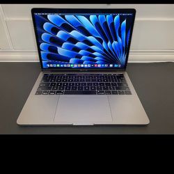 MacBook Pro i7 16gb 512gb 2017