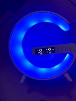 LED Night Light Bluetooth speaker  with Wireless Charger