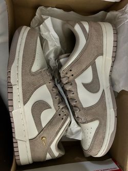 Women’s Nike dunks 8.5