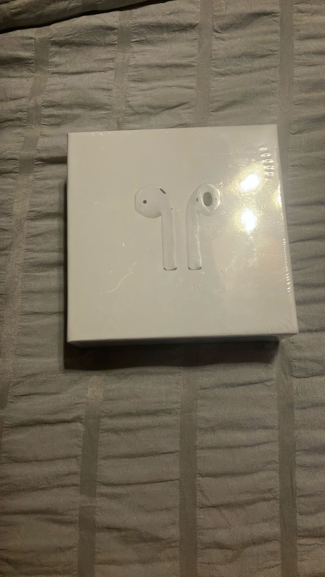 AirPods Gen 2