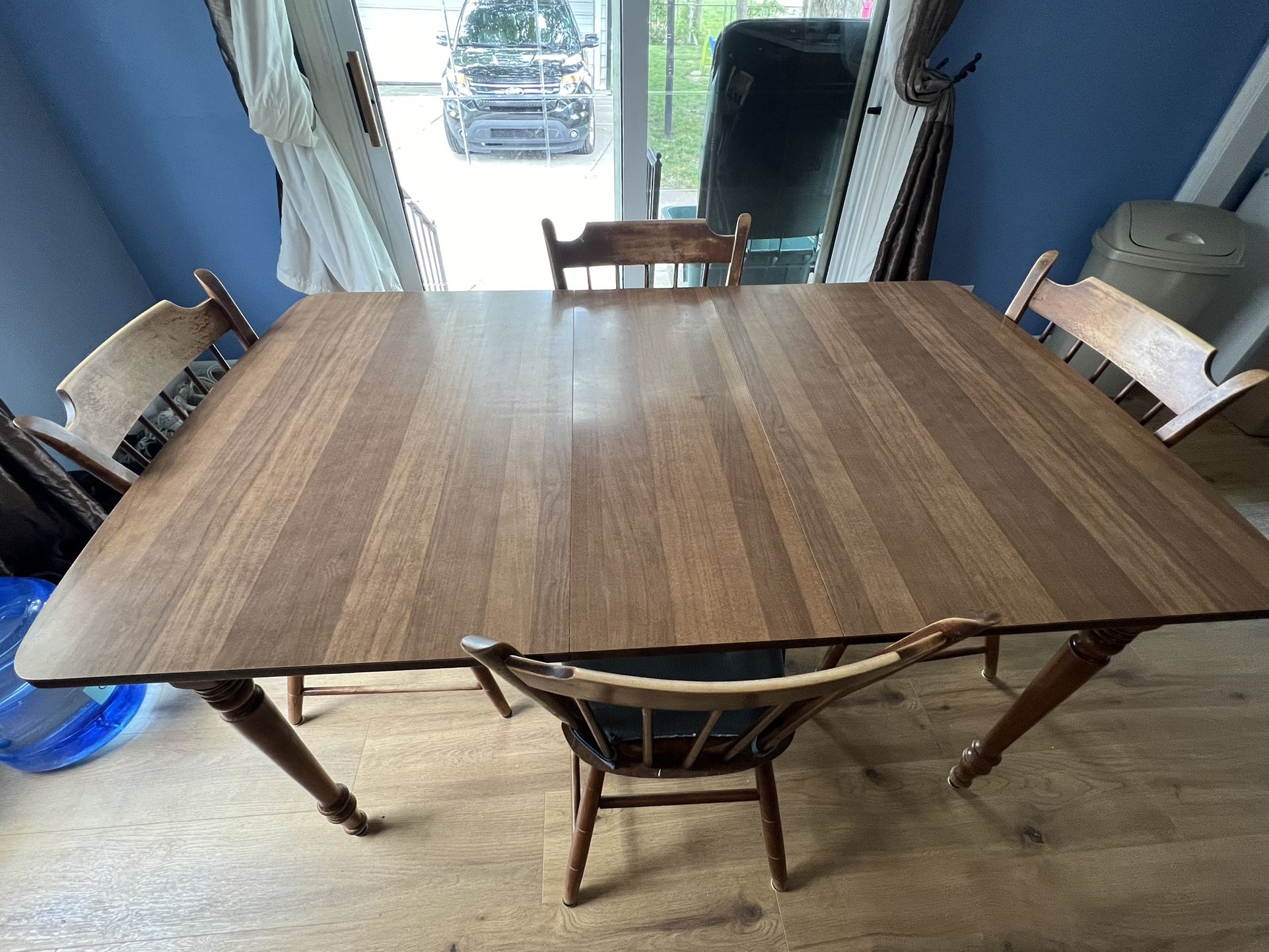 Kitchen Table 