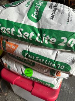 Drywall muddying supplies $95 takes all !