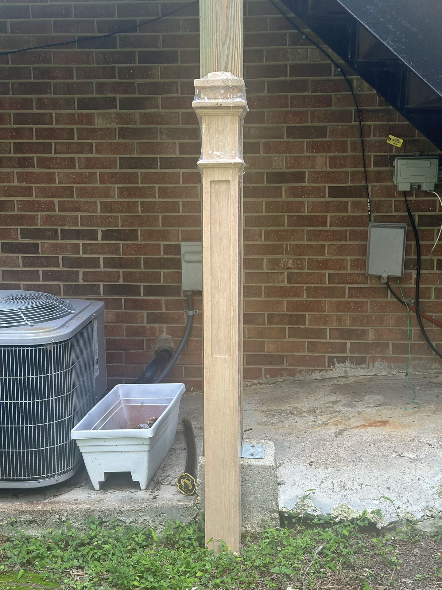 White Oak Newl POst