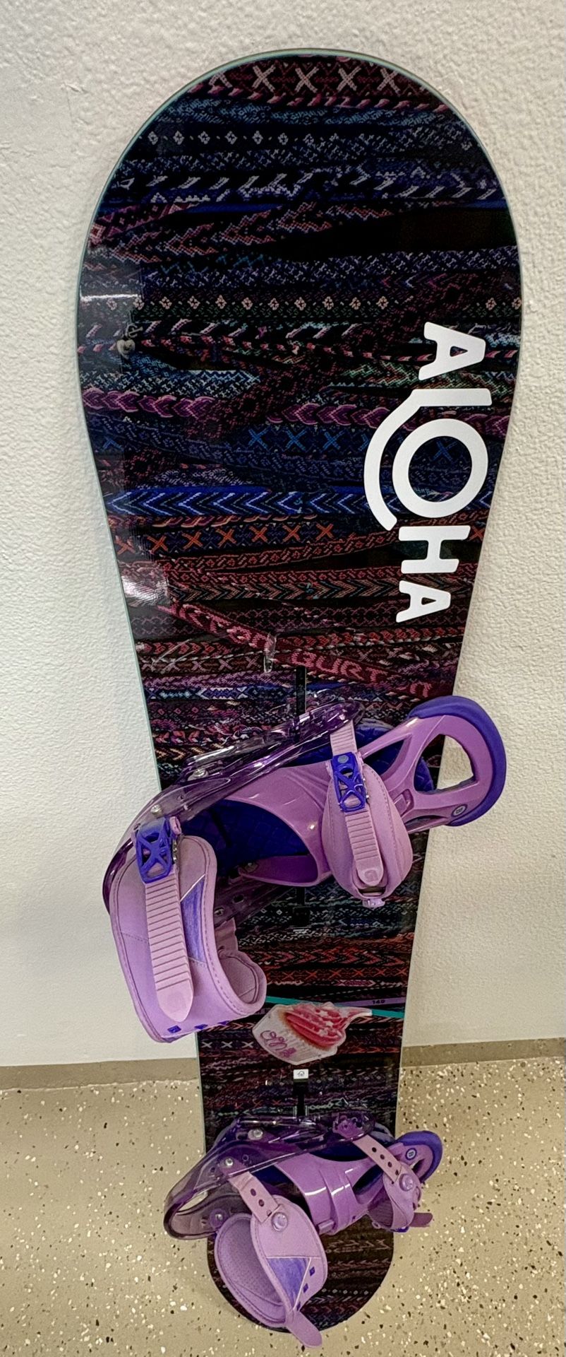 For Sale: (Woman's) Burton Feather Snowboard + Burton Stiletto Bindings   