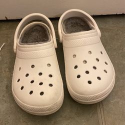 Crocs Comfort Size 6