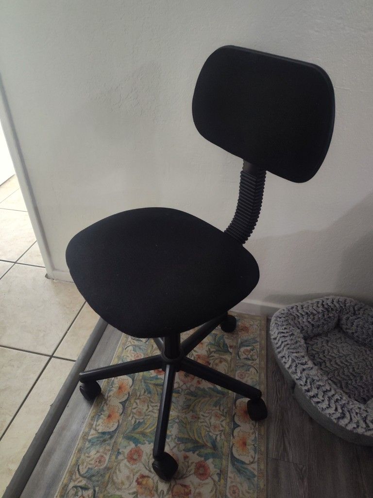 Black Swivel Chair