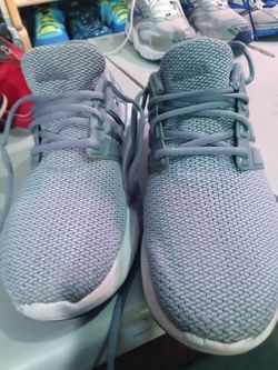 Adidas Mens Cloudfoam size 11