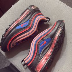 Pink And Blue Nike Air max Size 3.5 Y (youth ) 