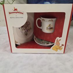 Vintage Royal Doulton “Bunnykins” 3 Piece Children’s Set Plate, Bowl and Cup