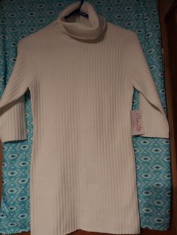 Pink Lily, Dress, Color Off white, Size Medium, Half sleeve Sweater, $10.00 New