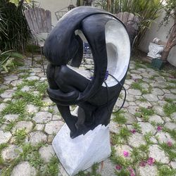 Graceful form 43” inch High Large Modern indoor outdoor Resin Floor Mountain