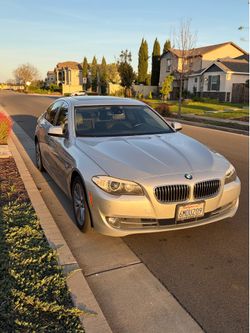 2011 BMW 528i