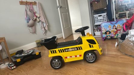 2 Kids Ride-On Toy Dump Truck