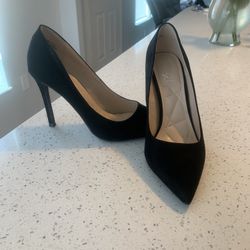 Black Close Toe Heels