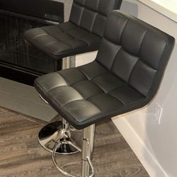 Bar Stools 
