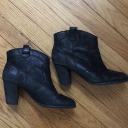 Clarks leather Ankle Boots