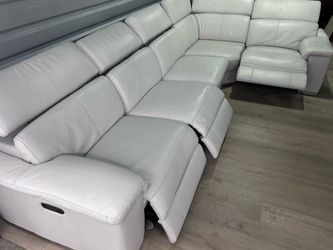 White Leather Power Reclining Sectional Sofa✅🚛DELIVERY SERVICE  AVAILABLE ✅🚛