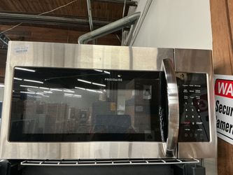 Frigidaire FMOS1846BS Over the Range Microwave (Open Box / Scratch & Dent)