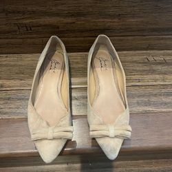 Badgley Mischka Flats Size 10