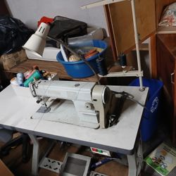Sewing Machine 