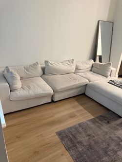 White 3-Piece Sectional Sofa w/ Chaise – Great Condition
