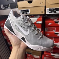 Nike Kobe 9 Wolf Grey Size 10.5 New
