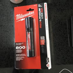 Milwaukee Rechargeable 500L Everyday Carry Flashlight With, 51% OFF